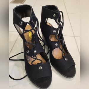 SODA Black Lace-Up Chunky Heeled Sandals with Suede Like Finish